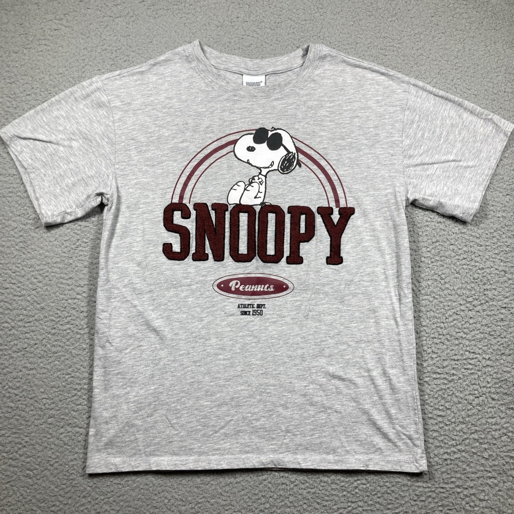 Snoopy T Shirt Adult Small Gray Peanuts‎ Athletic Dept Since 1950 Short Sleeve